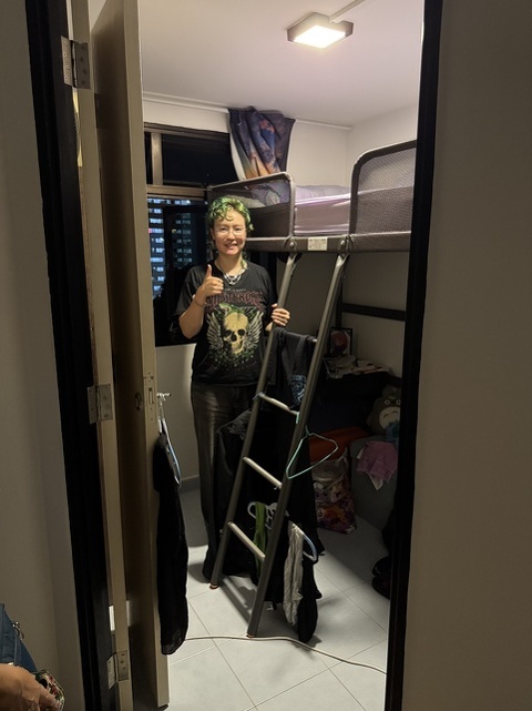 Xiao-Ming's tindy bedroom