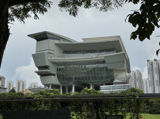 Plaza Singapura shopping center